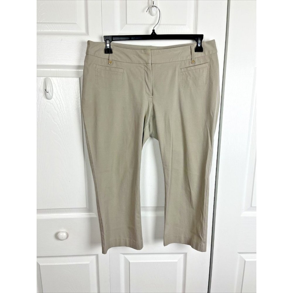 Alfani Woman's Twill Cotton Blend Flat Front Hidden Closure Capris Size 14 - Picture 1 of 10